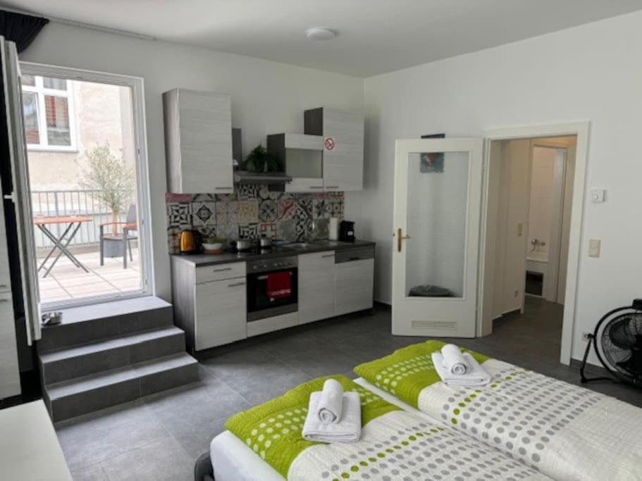 Klein Aber Fein Mit Terrasse Apartment Виена Екстериор снимка